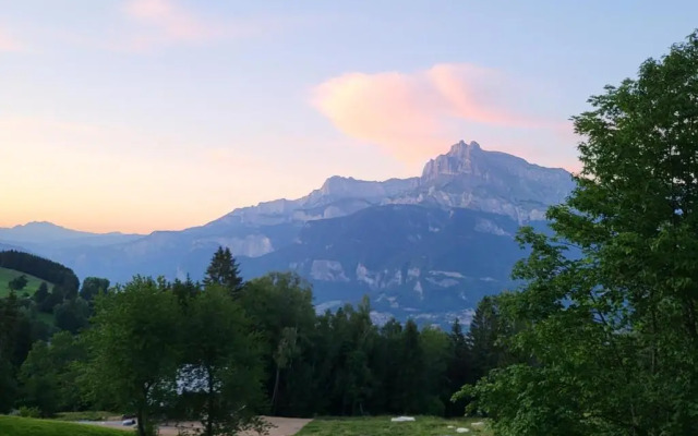 Studio tout confort avec vue sur les sommets