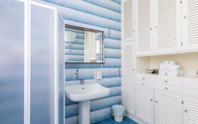 Villa La Guardia Vecchia 28137