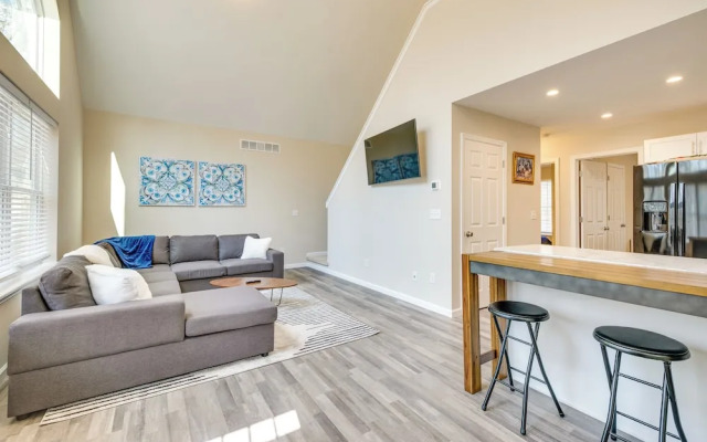 Hike & Ski: Pocono Lake Home w/ Community Perks!