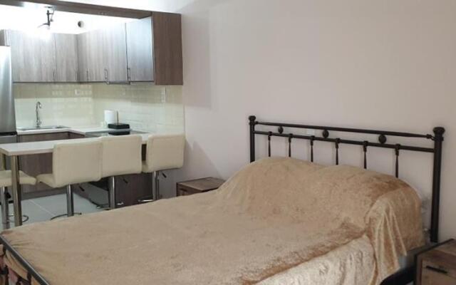 Loutraki Vibes Apartments 2