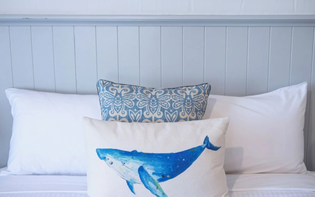 Heritage House Motel & Units