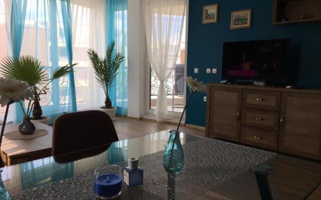 "azur Apartment Deluxe"