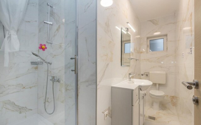 Stunning Apartment in Selce With Wifi and 2 Bedrooms