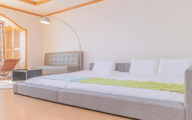 Geoje Daesan Oceanview Spa Pension