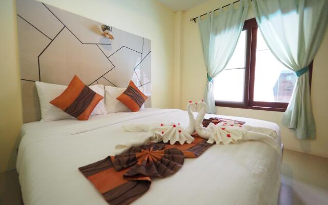 Lanta Fevrier Resort