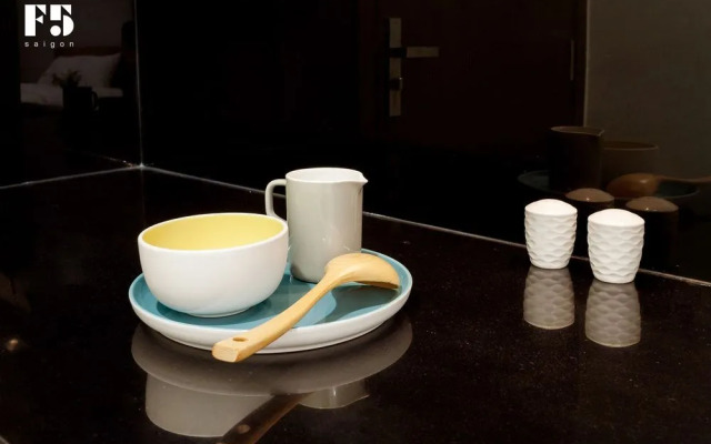 F5 Saigon Luxury Studio