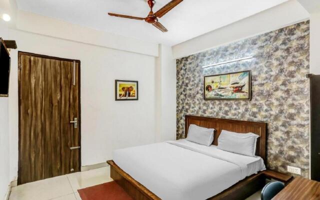 Hotel Noida Continental