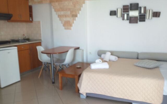Kapahi Sea View Apartments & Suites