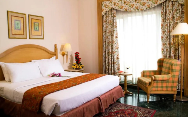 Savoy Suites Noida