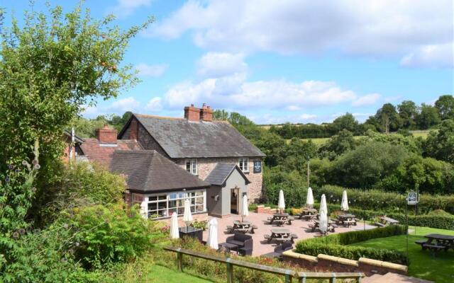 The Baiting House and Lodges