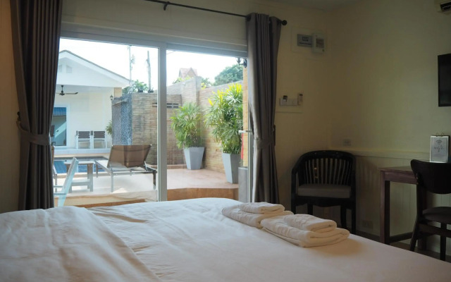 Mangoes Guesthouse