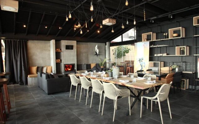 Sun Hotel by En Vie Beach - Adults Only