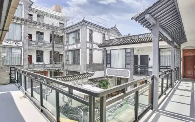 Yuchu Courtyard