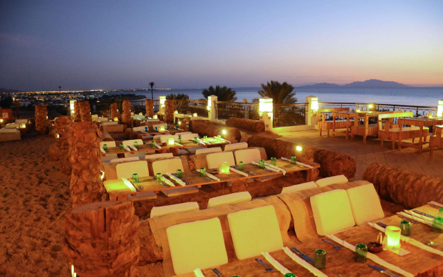 Safir Sharm Waterfalls Resort