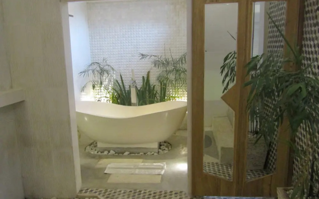 The White Key Luxury Villas