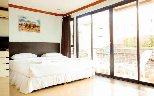 8080 Hotel Patong
