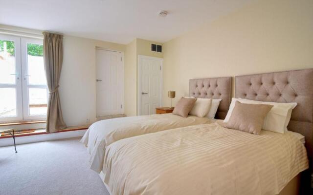 The Garden Suite
