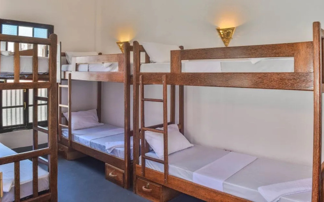 zLife Hostel