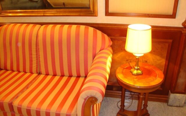 Hotel President