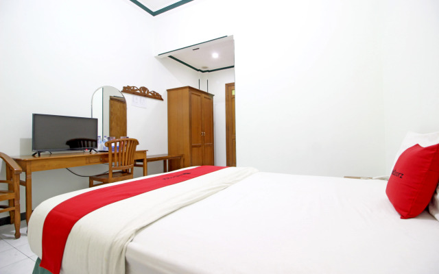 RedDoorz near XT Square Yogyakarta