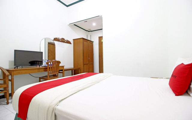 RedDoorz near XT Square Yogyakarta