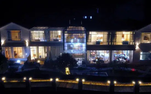 One Chijianshan Boutique Homestay (Xingyi Wanfenglin Branch)
