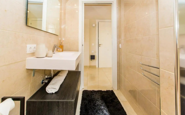 Luxurious 2 Bed Puerto Banús Apt - RDR193
