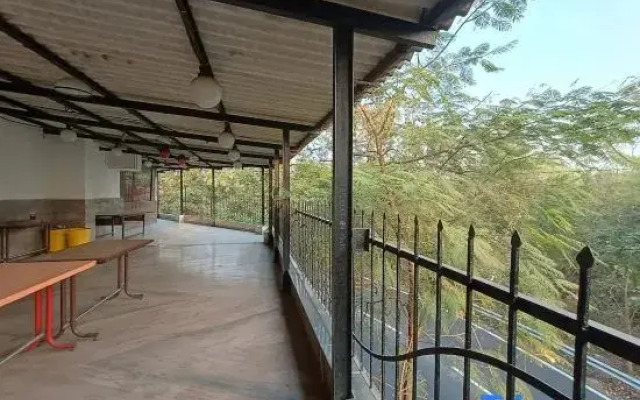 Parsik Hill Palace III
