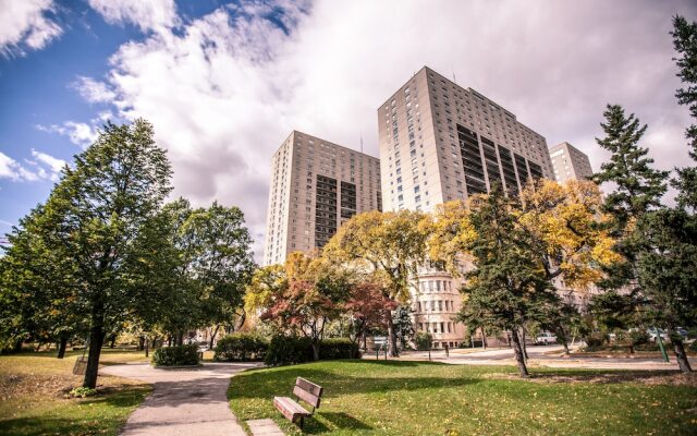 Fort Garry Place Furnished Suites