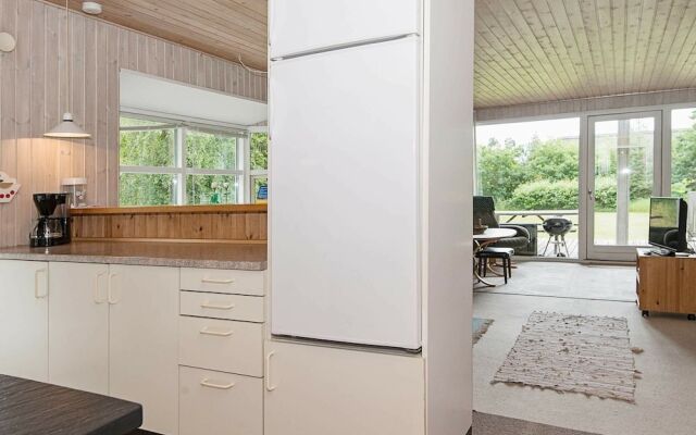 6 Person Holiday Home in Ebeltoft-by Traum
