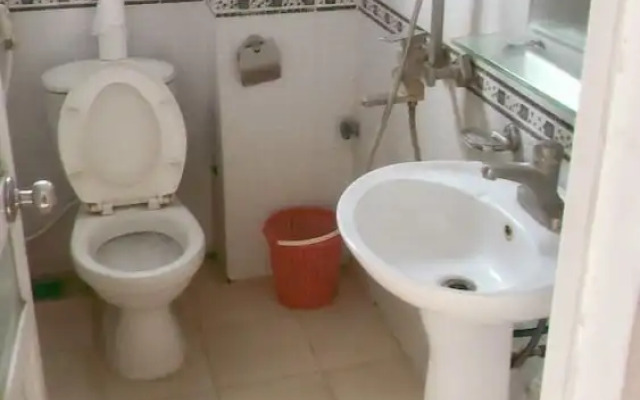 Huy Hoang Airport Hotel
