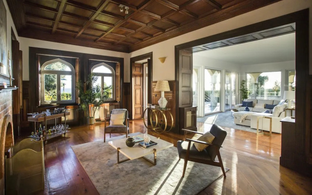 Seafront Manor by Cadenzalux