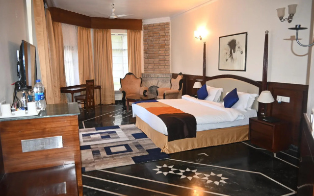 WelcomHeritage Taragarh Palace