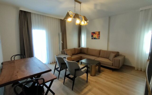 Yalinn Hotel