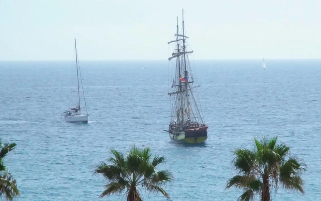ALEXANDRA´s BEACH-PORT