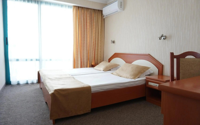 Zefir Hotel