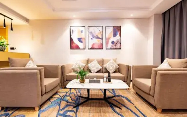 Starway Hotel (Jiangyin Nanmen Babaiban)