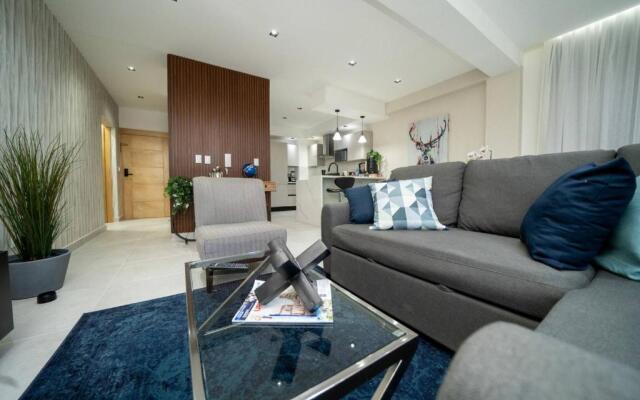 Downtown 1br Cozy Stylish Sleeps4wifigymjacuzzi D7