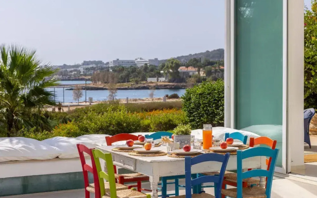 Protaras Seafront Villa Alemar