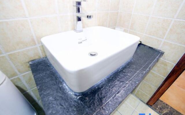 Floral Hotel·Yichang Sanxia Jinshi Hotel