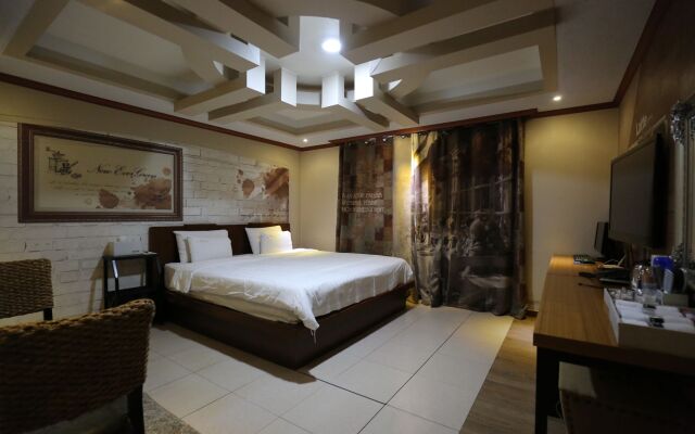 Hotel New Evergreen