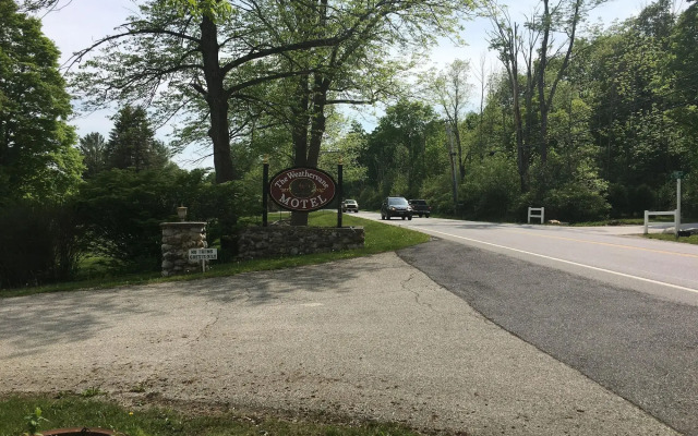 Weathervane Motel