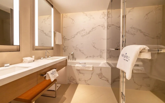 Address Opera 1205 Downtown