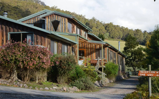 Silver Ridge Retreat