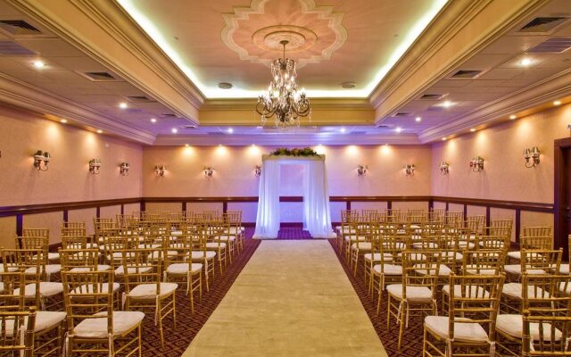 Holiday Inn Miami Beach - Oceanfront by IHG