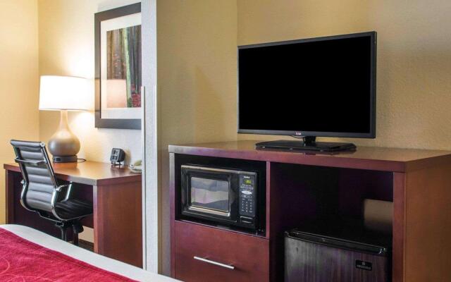 Comfort Suites Columbus West - Hilliard