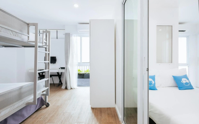 Blu Monkey Bed & Breakfast Phuket