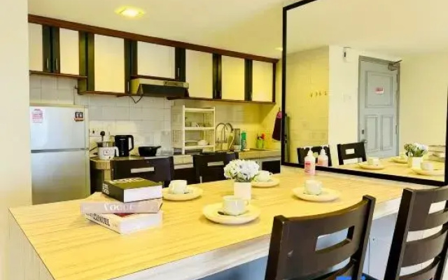 Selat Horizon Condominium by Myplace