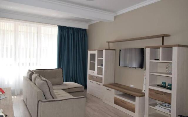 Mamaia Solid House Residence 2