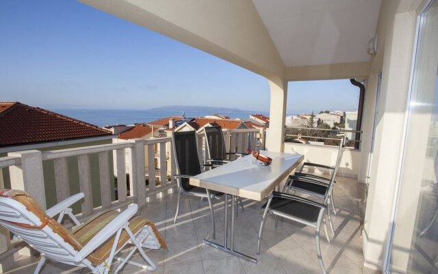 Apartment Almera N9
